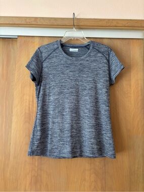 Women's Columbia tee
